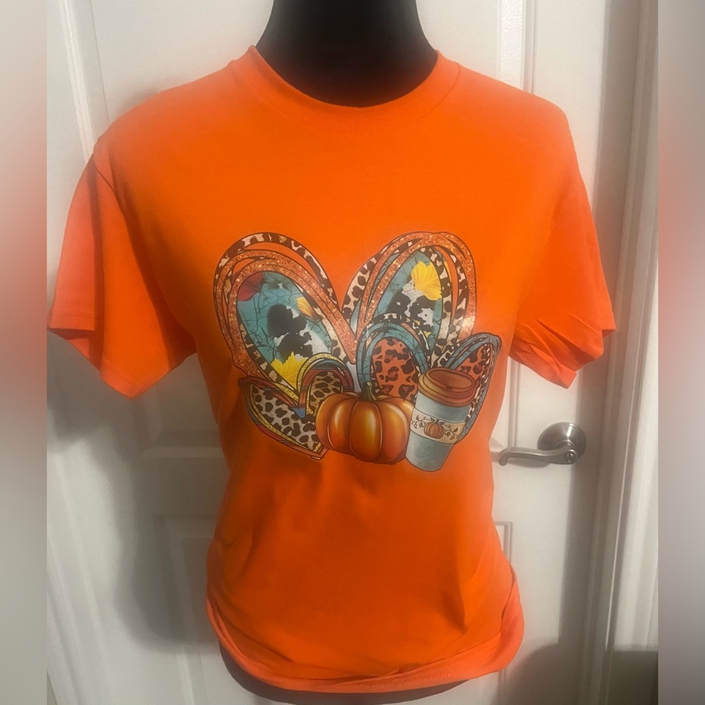 Love ❤️ Fall Orange short sleeve tee shirt